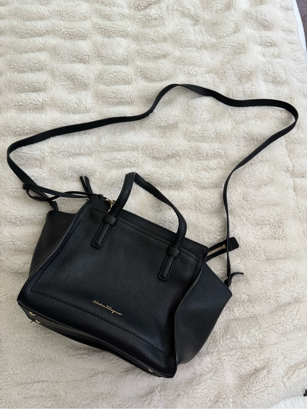 Salvatore Ferragamo Black Leather Shoulder Bag